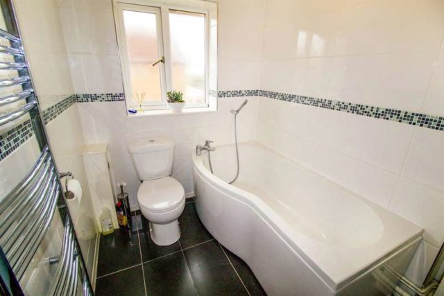  Image of 3 bedroom Detached house for sale in Laleston Close Nottage Porthcawl CF36 at Nottage Porthcawl Porthcawl, CF36 3HW